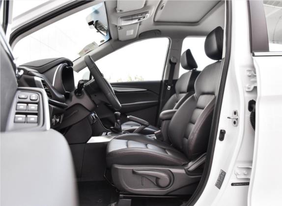 瑞风R3 2018款 1.6L 手动豪华智能型 车厢座椅   前排空间
