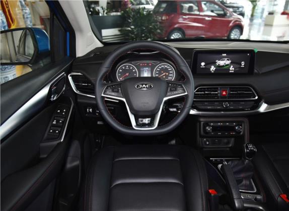 瑞风R3 2018款 1.6L 手动豪华天窗型 中控类   驾驶位