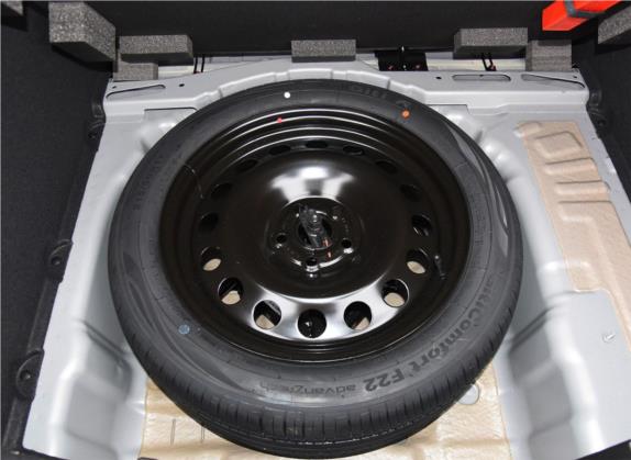 瑞风S4 2019款 1.6L CVT自由型 其他细节类   备胎