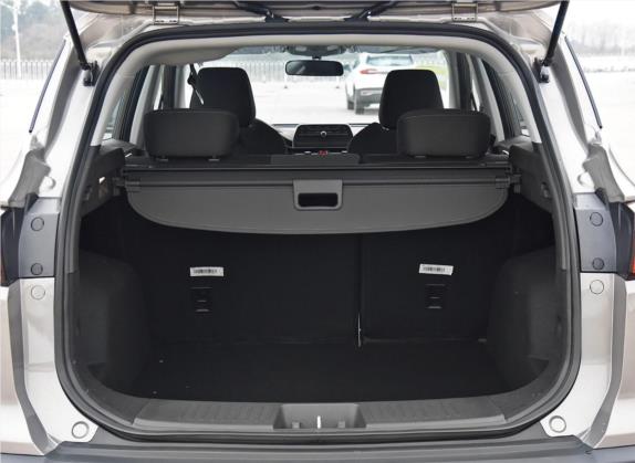 瑞风S4 2019款 1.6L CVT自由型 车厢座椅   后备厢