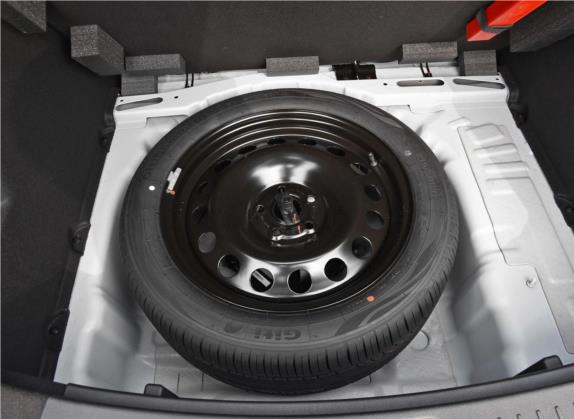 瑞风S4 2019款 1.6L CVT超越型 其他细节类   备胎