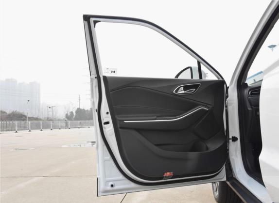 瑞风S4 2019款 1.6L CVT超越型 车厢座椅   前门板