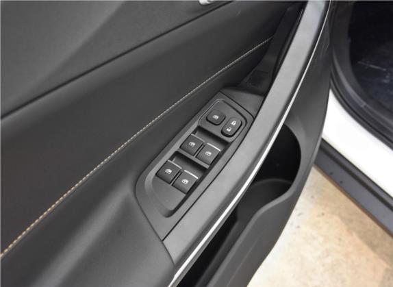 瑞风S4 2019款 1.6L CVT超越型 车厢座椅   门窗控制