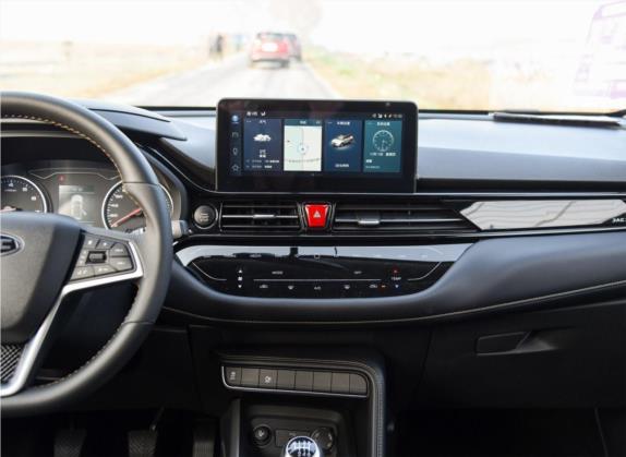 瑞风S4 2019款 1.5T 手动梦想型 中控类   中控台
