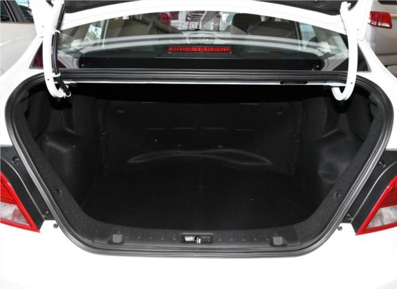 江淮iEV7 2019款 iEV7L 豪华智能型精装版 车厢座椅   后备厢