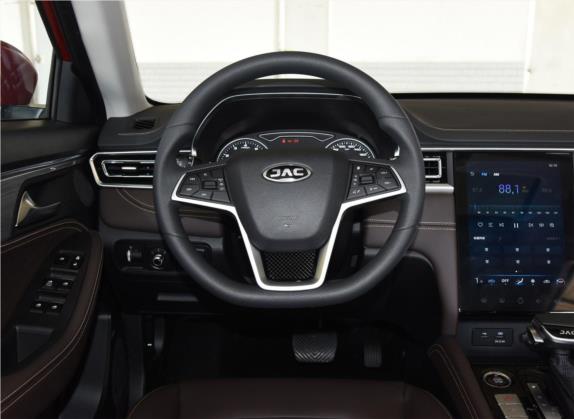 嘉悦A5 2020款 1.5T CVT精英+型 中控类   驾驶位