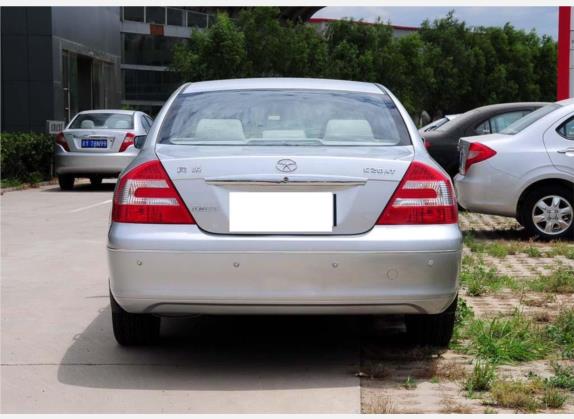 宾悦 2009款 2.0L 自动豪华型 外观   正后