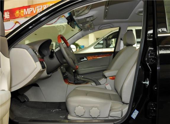 宾悦 2011款 2.0L 自动豪华型 车厢座椅   前排空间