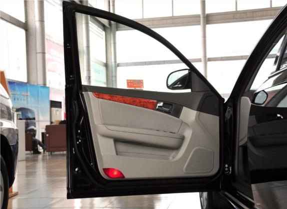 宾悦 2011款 2.0L 自动豪华型 车厢座椅   前门板