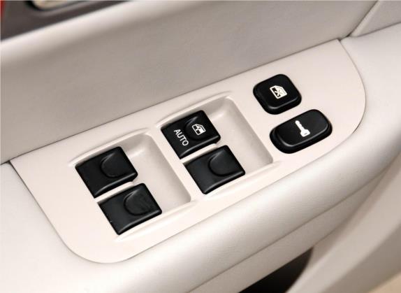 宾悦 2012款 2.0L 自动尊崇型 车厢座椅   门窗控制
