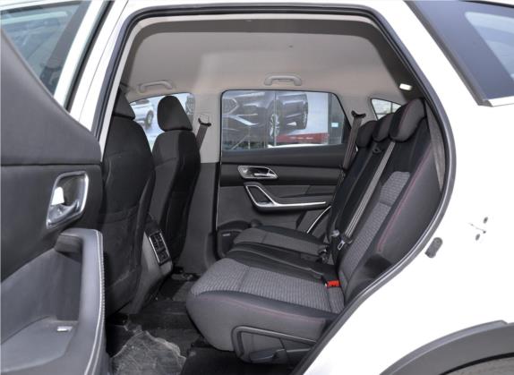 嘉悦X7 2020款 1.5TGDI 自动自由型 车厢座椅   后排空间