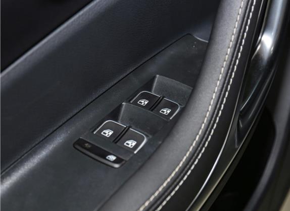 嘉悦X7 2020款 1.5TGDI 自动自由+ 车厢座椅   门窗控制