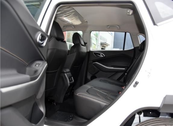 嘉悦X4 2020款 1.5T 手动超越型 车厢座椅   后排空间