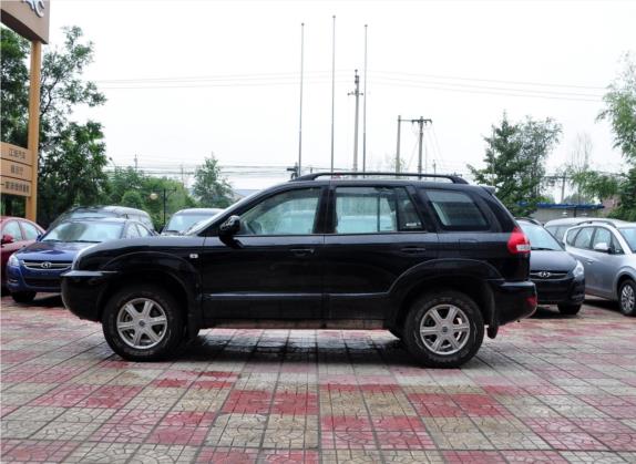 瑞鹰 2009款 2.0L 两驱都市版 外观   正侧