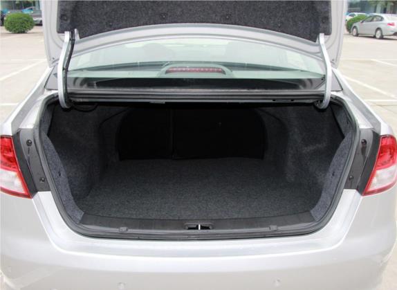 和悦 2014款 1.5L 手动舒适型 国IV 车厢座椅   后备厢