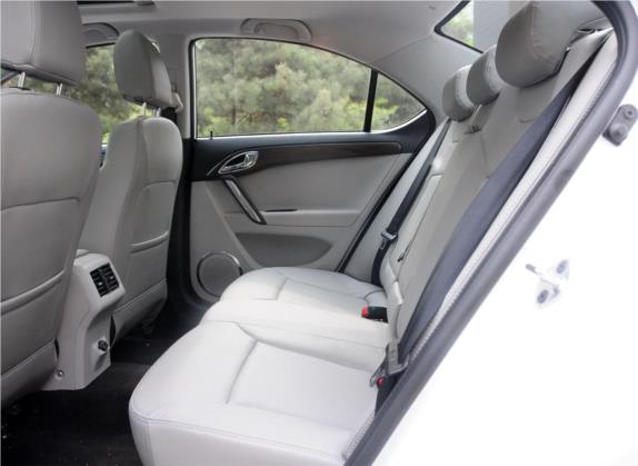 和悦 2014款 1.5L 手动豪华智能型 国IV 车厢座椅   后排空间