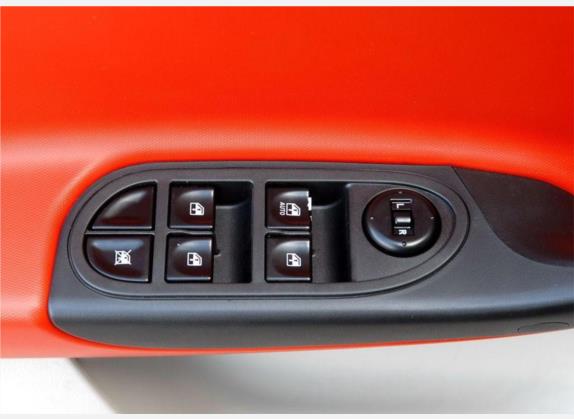 同悦RS 2009款 RS 1.3L 手动舒适型 车厢座椅   门窗控制