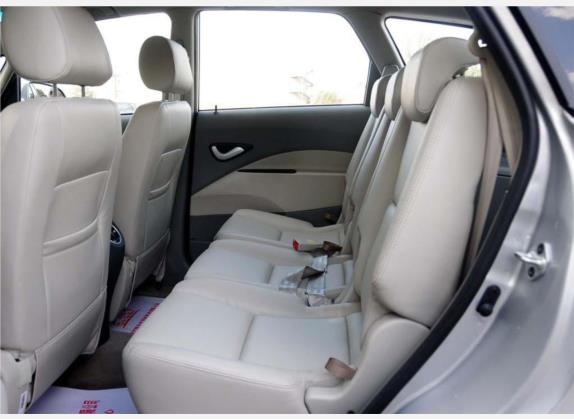 瑞风M2 2010款 1.8L MT豪华型 车厢座椅   后排空间