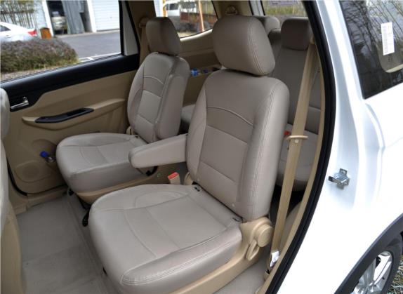 开瑞K50 2015款 1.5L 手动豪华型 车厢座椅   后排空间