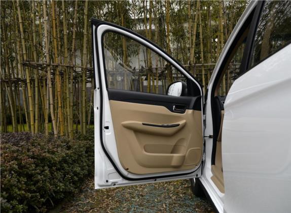 开瑞K50 2015款 1.5L 手动豪华型 车厢座椅   前门板