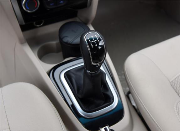 开瑞K50 2015款 1.5L 手动基本型 中控类   挡把
