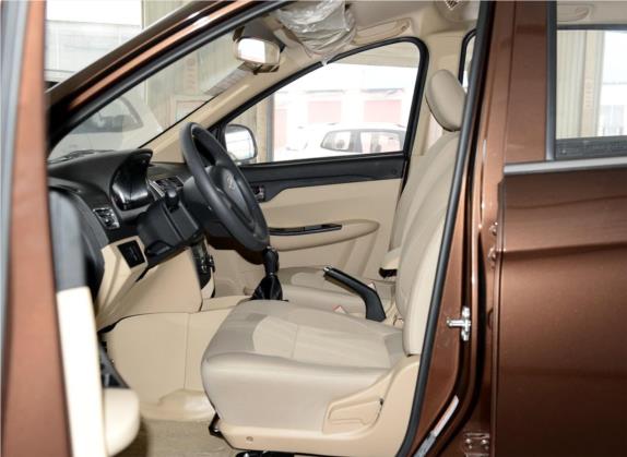 开瑞K50 2015款 1.5L 手动标准型 车厢座椅   前排空间