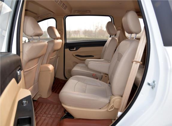 开瑞K50 2015款 1.5L 手动舒适型 车厢座椅   后排空间