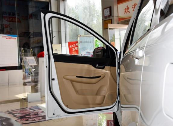 开瑞K50 2015款 1.5L 手动舒适型 车厢座椅   前门板