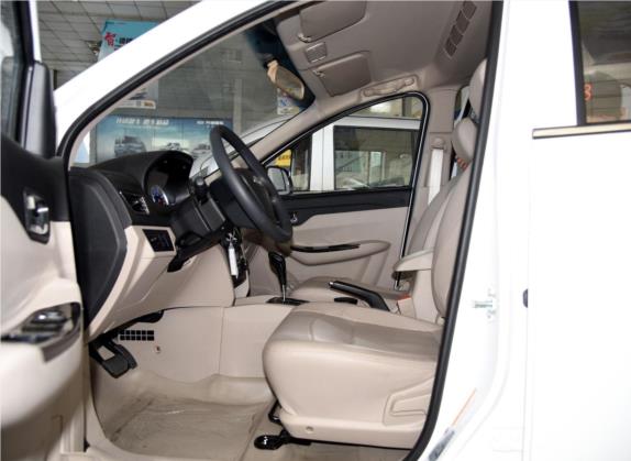 开瑞K50 2015款 1.5L 自动舒适型 车厢座椅   前排空间