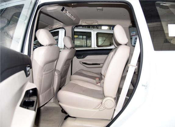 开瑞K50 2015款 1.5L 自动舒适型 车厢座椅   后排空间