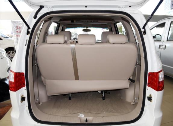 开瑞K50 2015款 1.5L 自动舒适型 车厢座椅   后备厢