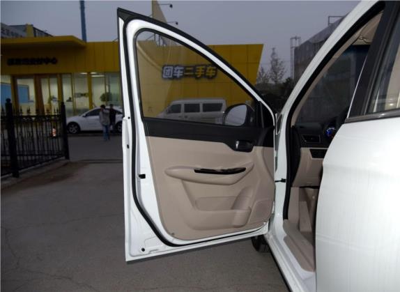 开瑞K50 2015款 1.5L 自动豪华型 车厢座椅   前门板
