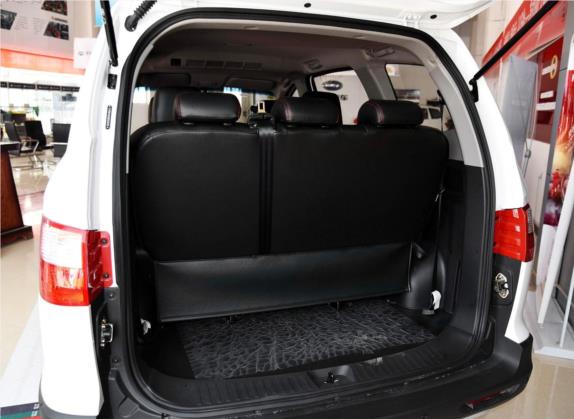 开瑞K50 2016款 K50S 1.5L 手动舒适型 车厢座椅   后备厢