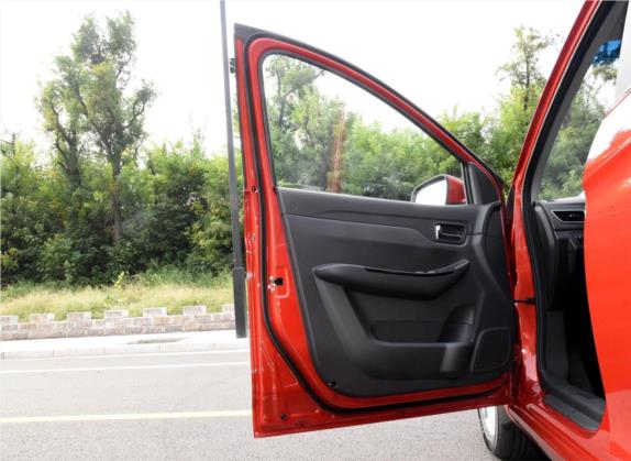 开瑞K50 2017款 1.5L 手动豪华型 车厢座椅   前门板