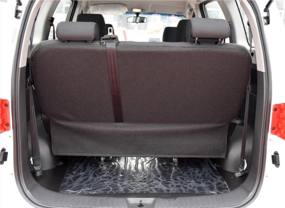 开瑞K50 2017款 1.5L 手动基本型 车厢座椅   后备厢