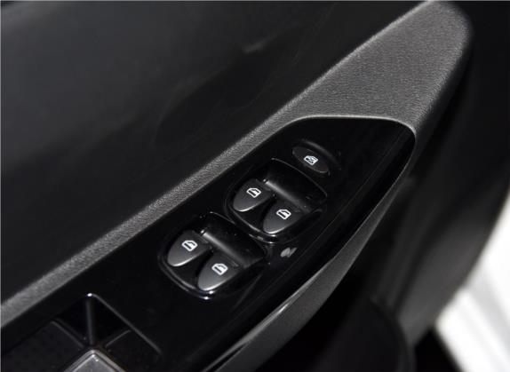 开瑞K50 2018款 1.5L 手动舒适型 车厢座椅   门窗控制