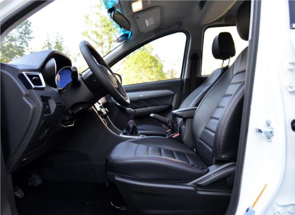 开瑞K60 2017款 1.5L 手动旗舰型 车厢座椅   前排空间