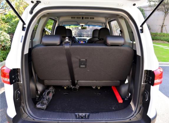 开瑞K60 2017款 1.5L 手动旗舰型 车厢座椅   后备厢