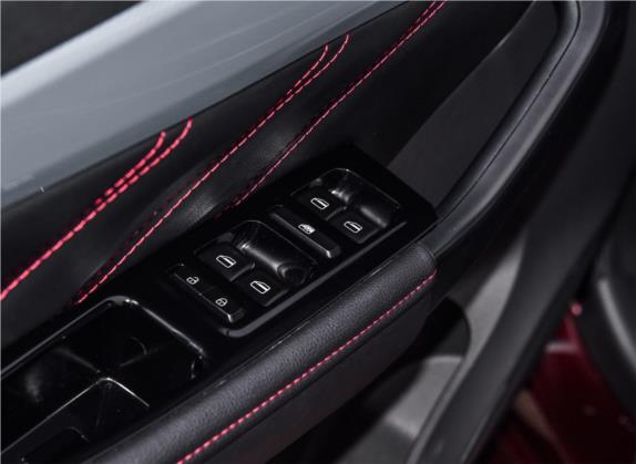 开瑞K60 2017款 1.5L 自动旗舰型 车厢座椅   门窗控制