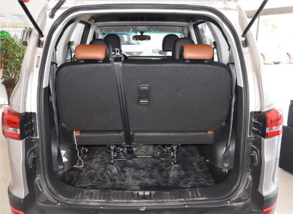 开瑞K60 2018款 1.5L 手动豪华型 车厢座椅   后备厢