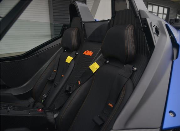 X-BOW 2014款 GT版 车厢座椅   前排空间