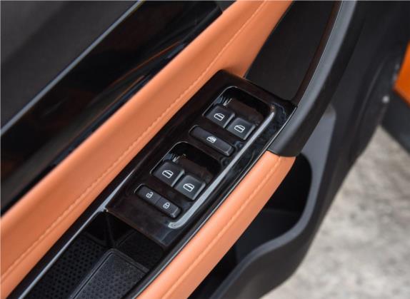 凯翼X3 2016款 1.6L 手动智联V版 车厢座椅   门窗控制