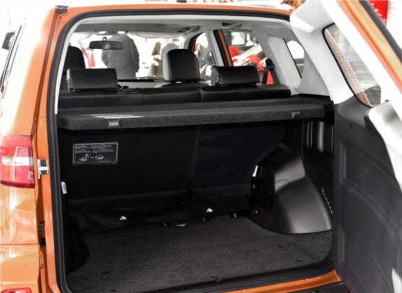 凯翼X3 2016款 1.6L CVT发烧友版 车厢座椅   后备厢