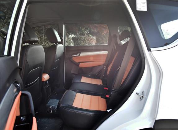 凯翼X3 2018款 1.6L 手动智尊版 国V 车厢座椅   后排空间