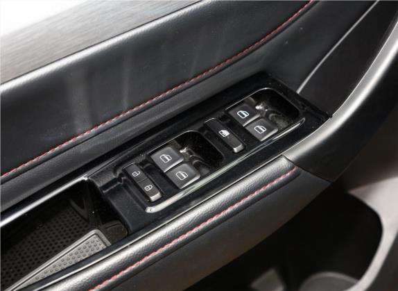 凯翼X3 2019款 1.5L 手动智耀版 车厢座椅   门窗控制