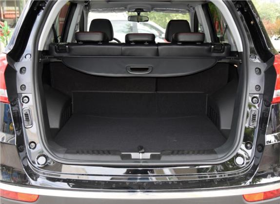 凯翼X5 2017款 2.0L 手动豪华型 车厢座椅   后备厢