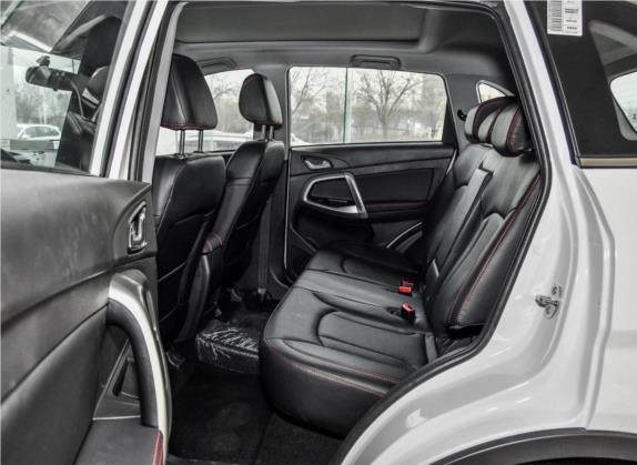凯翼X5 2017款 2.0L CVT豪华型 车厢座椅   后排空间