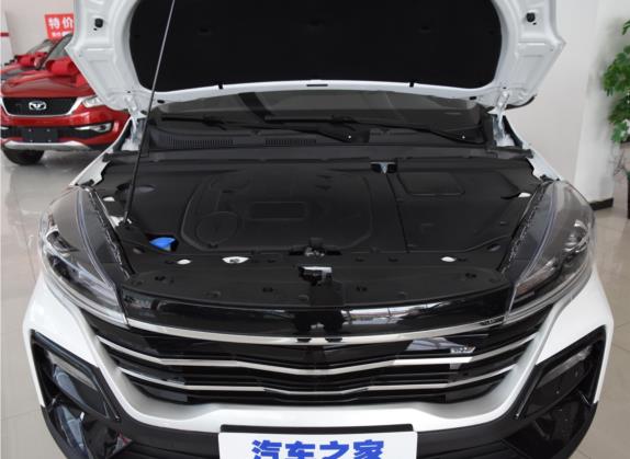 炫界 2020款 改款 1.5L CVT趣 其他细节类   发动机舱