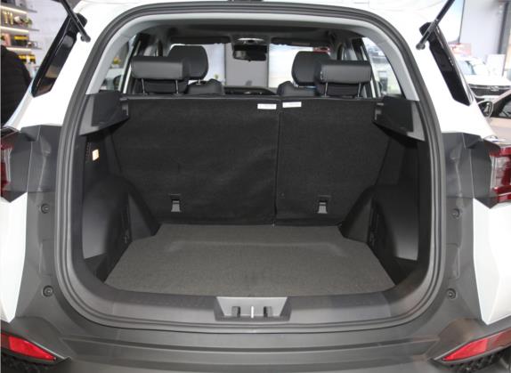 炫界 2020款 改款 1.5L CVT耀 车厢座椅   后备厢