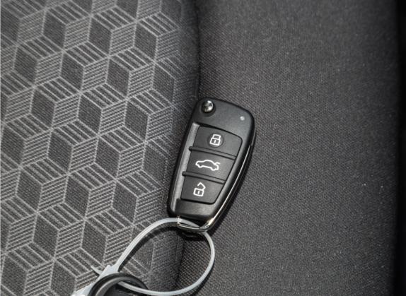 炫界 2021款 1.5L 手动惠享版 其他细节类   钥匙
